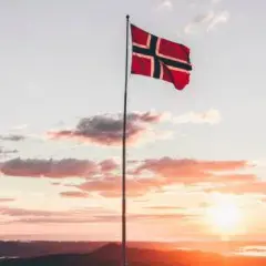 Ile zarabia opiekunka w Norwegii? Zaskakujące stawki i fakty