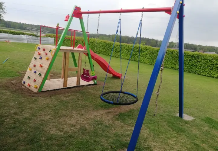 Ile kosztuje plac zabaw? Zaskakujące ceny i ukryte wydatki