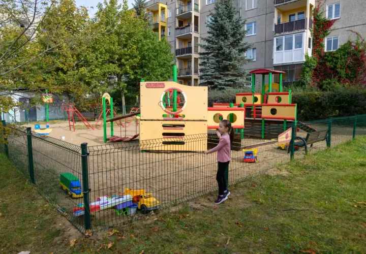 Plac zabaw od kiedy otwarty? Sprawdź, kiedy możesz z niego korzystać