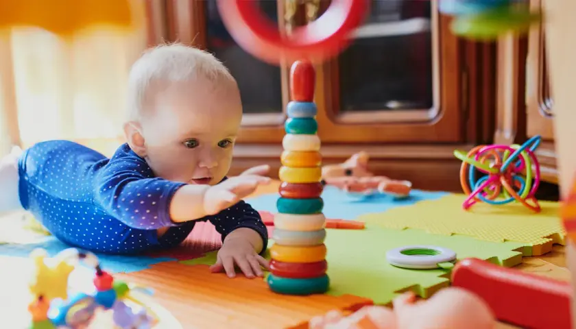 Co umie 6 miesięczne dziecko? Kluczowe umiejętności i rozwój