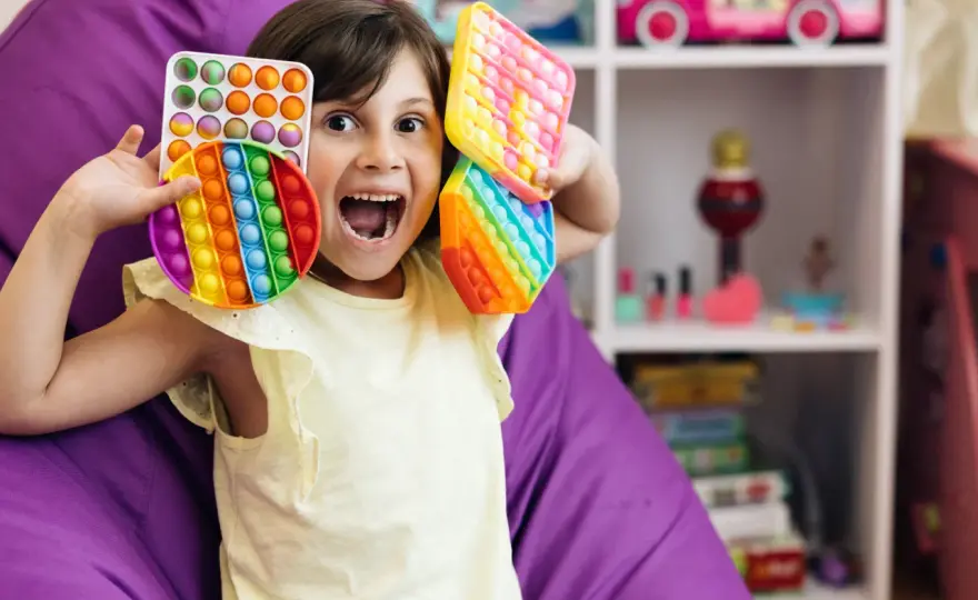 Zabawki sensoryczne dla dzieci z autyzmem – jak wspierają rozwój?